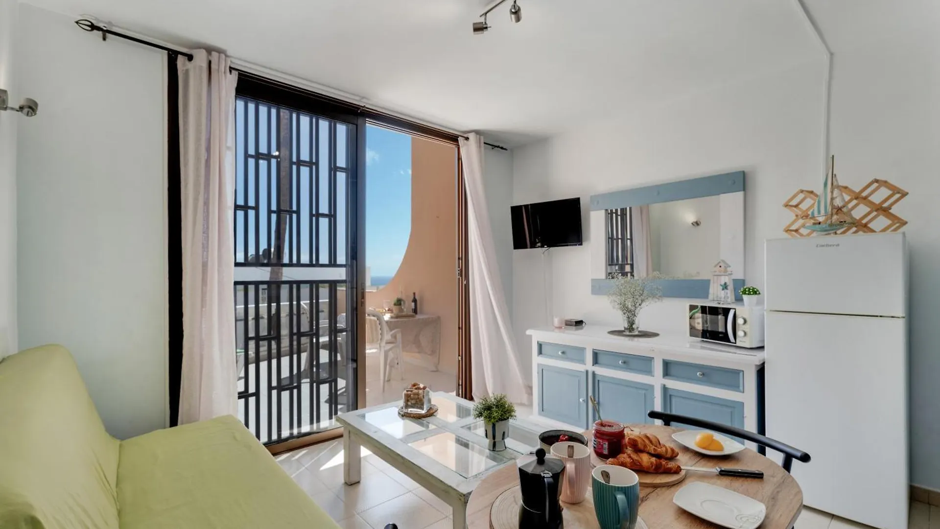 Seaview Las Americas Costa Adeje  Holiday home Costa Adeje (Tenerife)